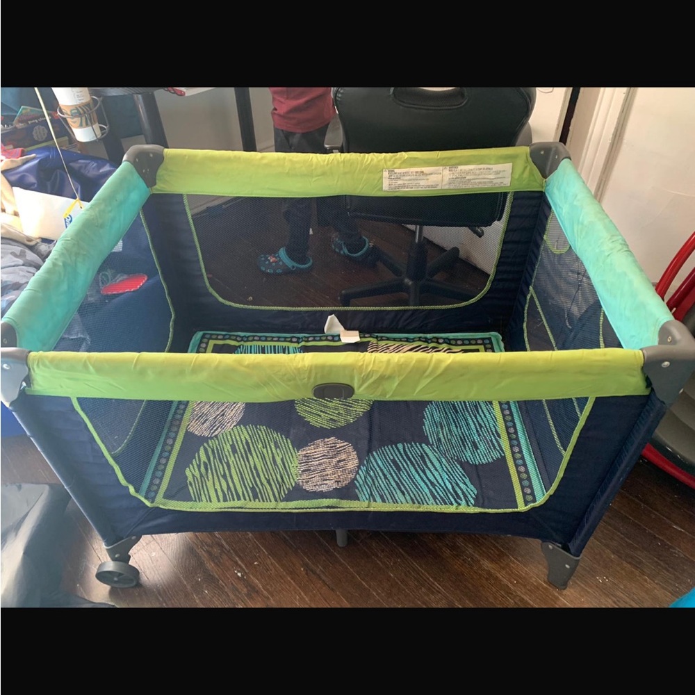 Portable Play Pen